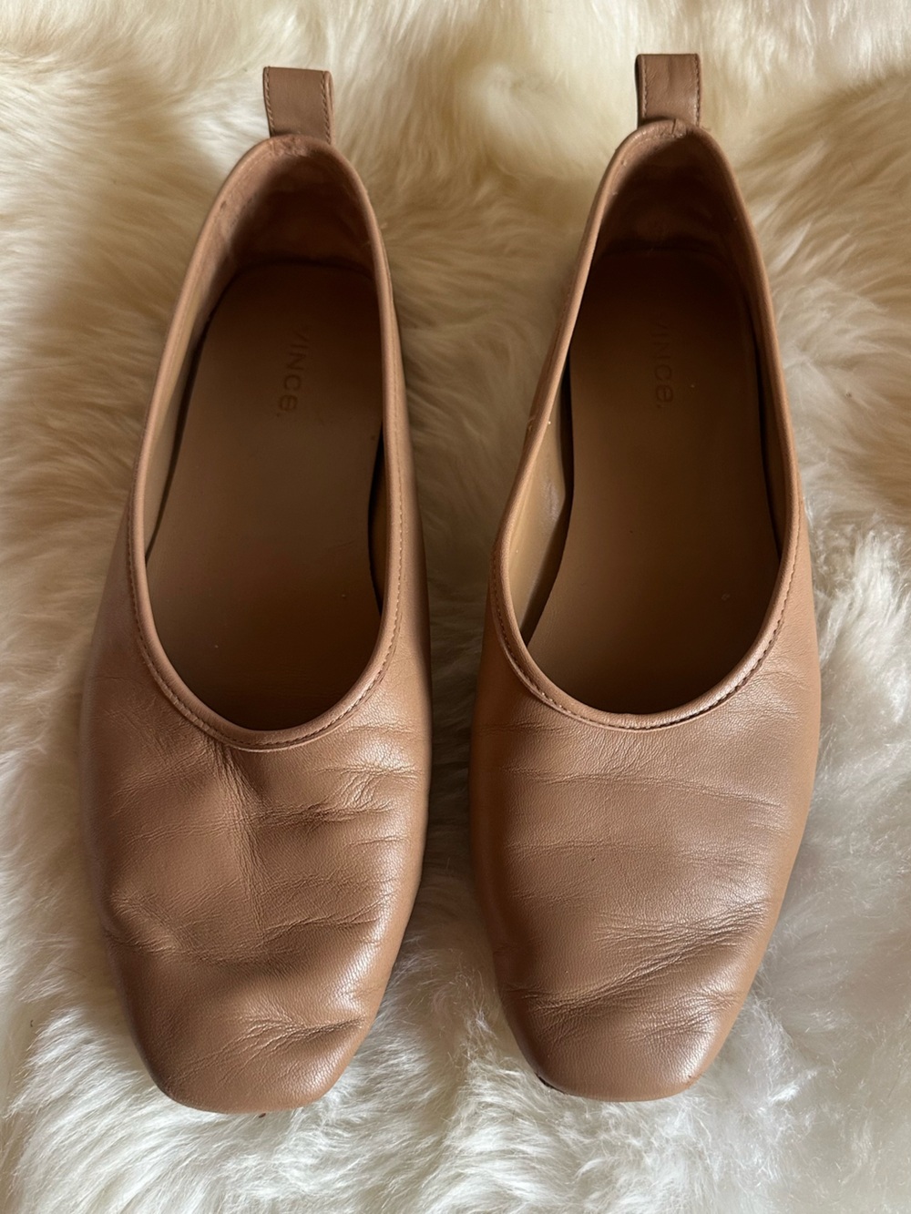 Vince Leather Ballet Flats in Tan